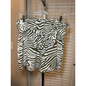 Rachel Zoe Zebra Print Shorts Paper Bag Waist Olive Green White L‎